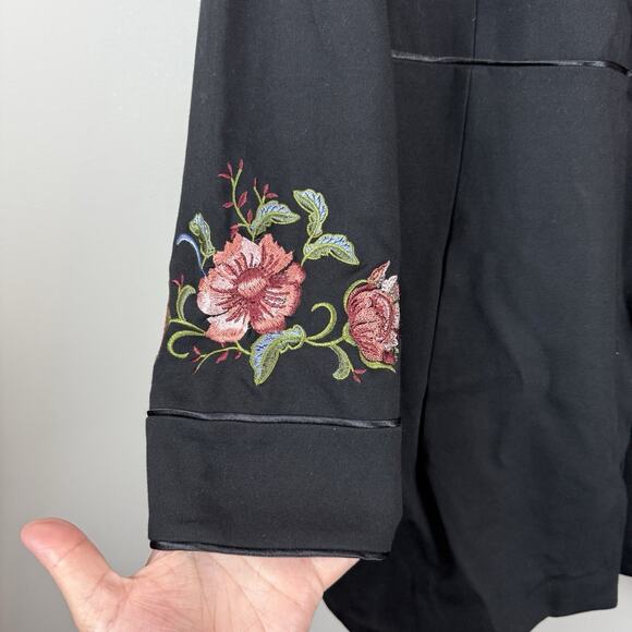 Chico’s Floral Embroidered Ponte Long Jacket Coat 2 US L Black One Button Boho - Picture 4 of 9
